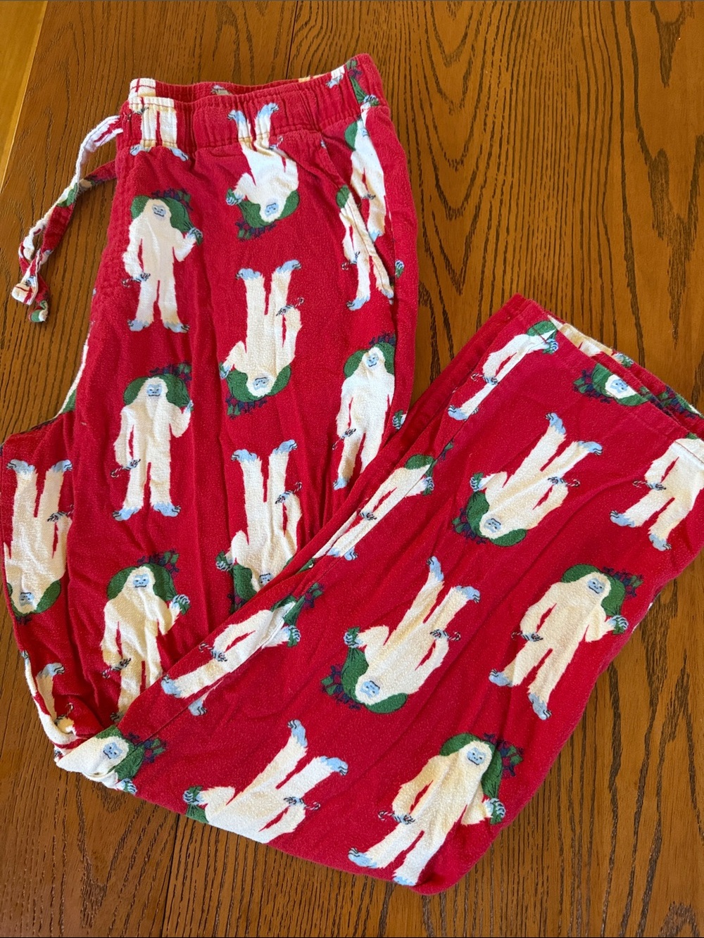 Men’s Old Navy Yeti Pajama Pants